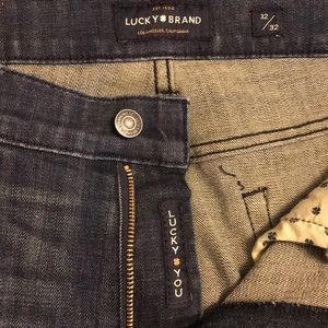 Men’s 32x32 Lucky brand denim, brand new!